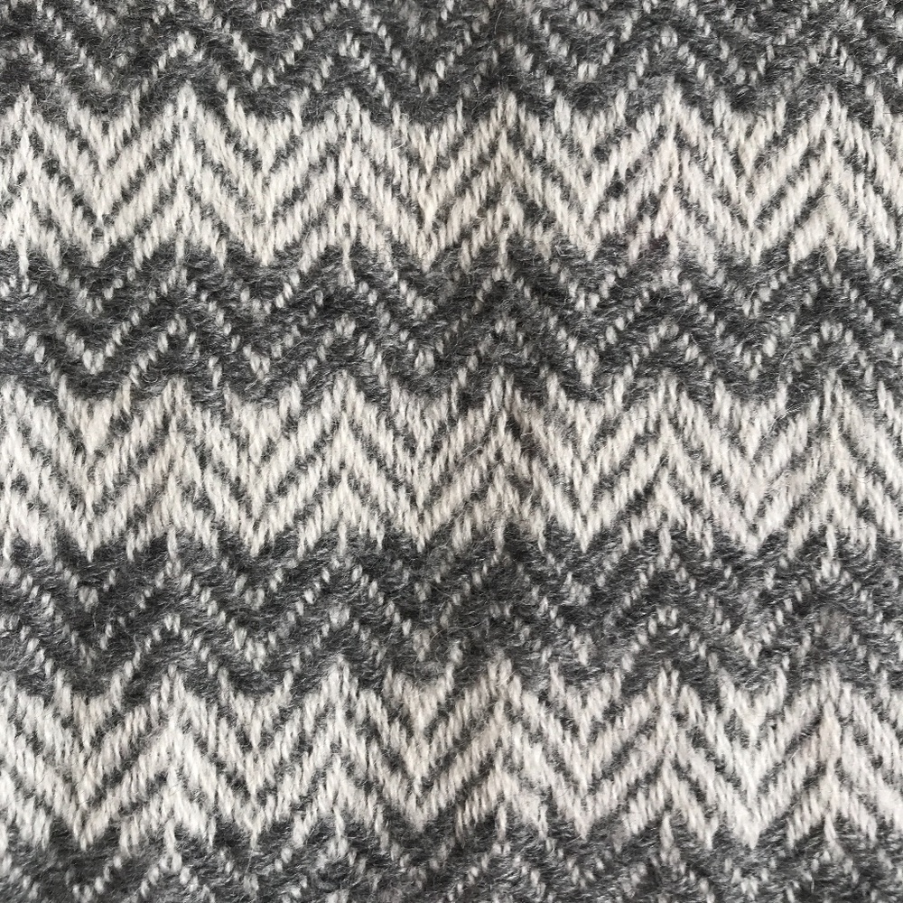 **Cashmere Gray Scarf with Chevron Weave